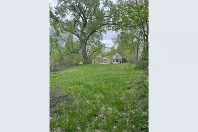 137 Sims Avenue, Saint Paul, MN 55117 - Photo 2