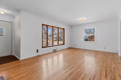 673 2nd Avenue N, Bayport, MN 55003 - Photo 4