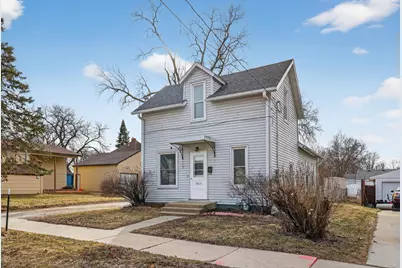 1013 2nd Avenue NW, Rochester, MN 55901 - Photo 2