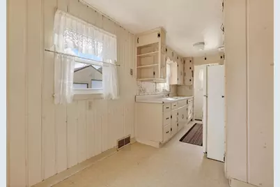 1013 2nd Avenue NW, Rochester, MN 55901 - Photo 12