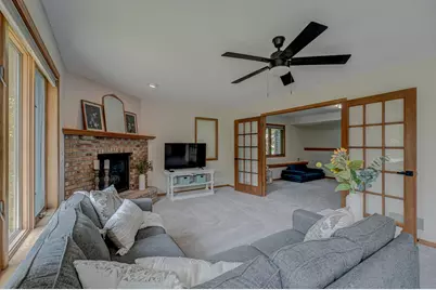 1612 Golf View Drive, River Falls, WI 54022 - Photo 38