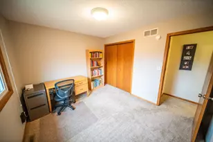 3919 Huntington Ln NW, Rochester, MN 55901 - Photo 12