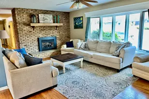 406 Robin Rd, Albert Lea, MN 56007 - Photo 6