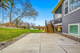 4655 Zircon Ln N, Plymouth, MN 55446 - Photo 40