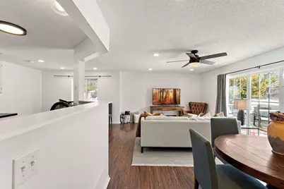 7717 Nicholas Way, Chanhassen, MN 55317 - Photo 8