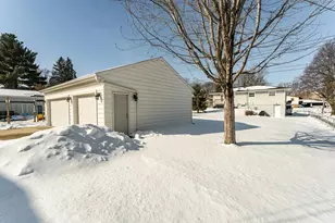 3917 16th Ave NW, Rochester, MN 55901 - Photo 34