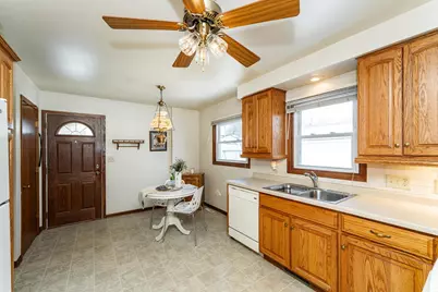 3917 16th Avenue NW, Rochester, MN 55901 - Photo 8