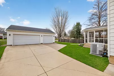 3917 16th Avenue NW, Rochester, MN 55901 - Photo 2