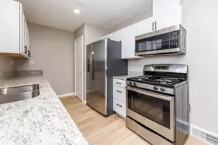 1700 Sherwood Ave, Saint Paul, MN 55106 - Photo 6