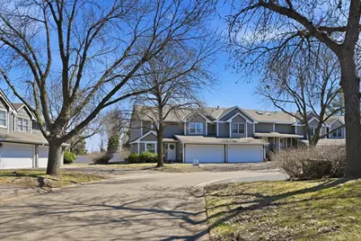 8055 Curtis Lane, Eden Prairie, MN 55347 - Photo 32