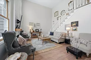 8055 Curtis Ln, Eden Prairie, MN 55347 - Photo 12