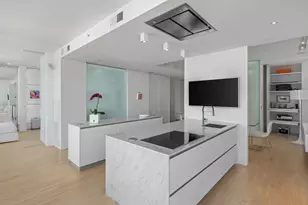 201 S 11th St, Minneapolis, MN 55403 - Photo 6