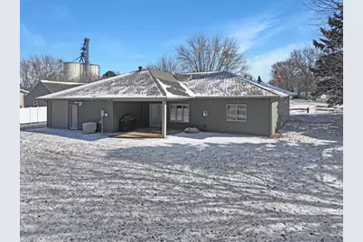 431 Elizabeth Avenue, Lake Wilson, MN 56151 - Photo 2