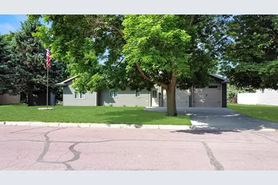 431 Elizabeth Avenue, Lake Wilson, MN 56151 - Photo 2