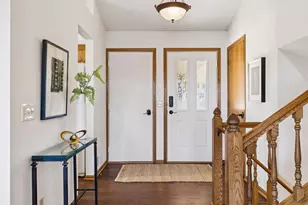 1011 Boston Hill Rd, Eagan, MN 55123 - Photo 2