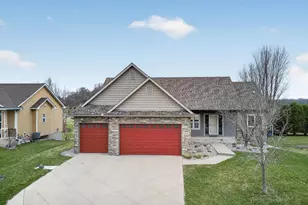 1020 Provence Ln, Belle Plaine, MN 56011 - Photo 38