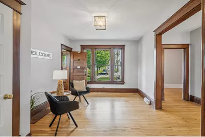 909 22nd Avenue NE, Minneapolis, MN 55418 - Photo 2