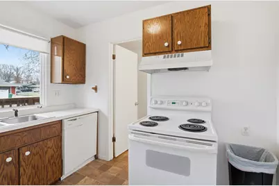 4497 S Oak Leaf Court, Vadnais Heights, MN 55127 - Photo 20