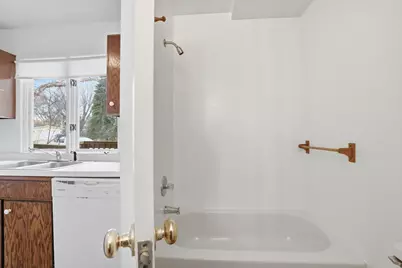 4497 S Oak Leaf Court, Vadnais Heights, MN 55127 - Photo 22