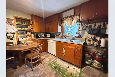 124 State Avenue N, Thief River Falls, MN 56701 - Photo 10