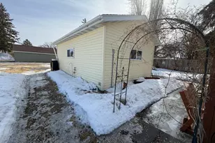 124 State Ave N, Thief River Falls, MN 56701 - Photo 20