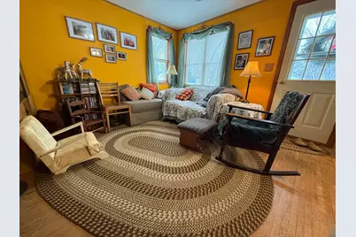 124 State Avenue N, Thief River Falls, MN 56701 - Photo 4