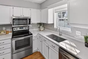 10675 Sherman Dr, Eden Prairie, MN 55347 - Photo 10