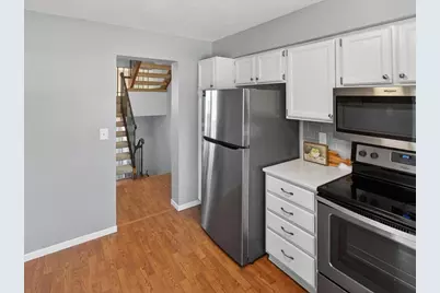 10675 Sherman Drive, Eden Prairie, MN 55347 - Photo 14