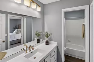 10675 Sherman Dr, Eden Prairie, MN 55347 - Photo 18