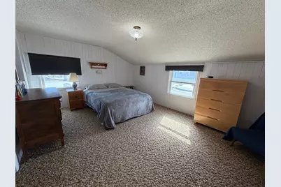 401 Center Street E, Roseau, MN 56751 - Photo 18