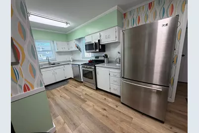 401 Center Street E, Roseau, MN 56751 - Photo 6