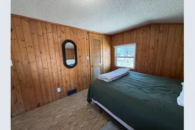 401 Center Street E, Roseau, MN 56751 - Photo 26