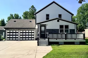 120 W Okabena St, Worthington, MN 56187 - Photo 1