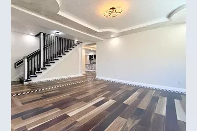 120 W Okabena Street, Worthington, MN 56187 - Photo 8
