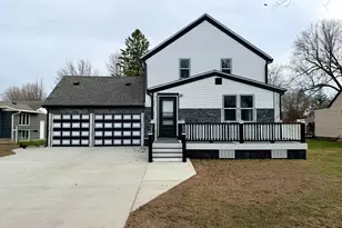 120 W Okabena St, Worthington, MN 56187 - Photo 1