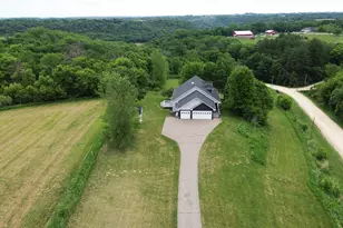17531 County 41 Blvd, Red Wing, MN 55066 - Photo 4