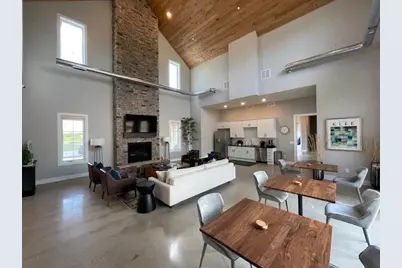 10412 Robinwood Road, Chaska, MN 55318 - Photo 2