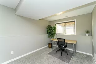 3932 Orchardview Ln NW, Rochester, MN 55901 - Photo 16