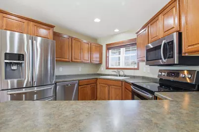 321 15th Avenue NW, Willmar, MN 56201 - Photo 4