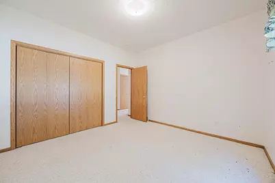 302 Fairway Drive, Casselton, ND 58012 - Photo 36