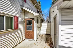 10684 Hummingbird St NW, Coon Rapids, MN 55433 - Photo 26