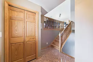 7587 Wellington Cir, North Branch, MN 55056 - Photo 4