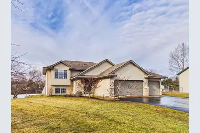 7587 Wellington Circle, North Branch, MN 55056 - Photo 2