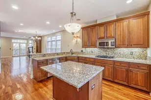 228 Ridgewood Ave, Minneapolis, MN 55403 - Photo 8