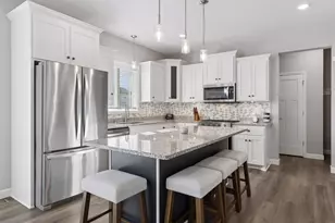 7121 208th St N, Forest Lake, MN 55025 - Photo 6