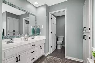8595 Drake Ct, Chanhassen, MN 55317 - Photo 28