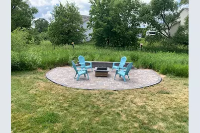 5725 Yucca Lane N, Plymouth, MN 55446 - Photo 2