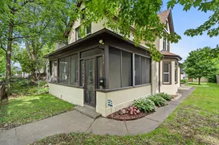 671 Edmund Ave, Saint Paul, MN 55104 - Photo 2