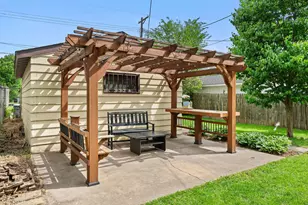 671 Edmund Ave, Saint Paul, MN 55104 - Photo 40