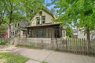 671 Edmund Ave, Saint Paul, MN 55104 - Photo 4